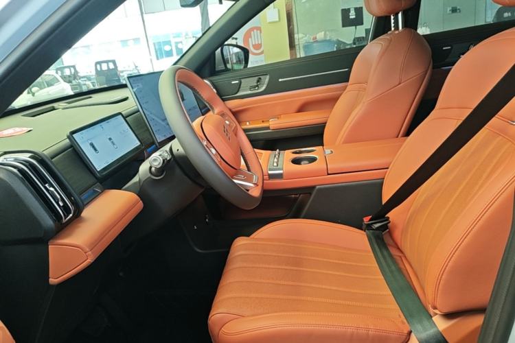 Used JETOUR Shanhai L7 Plus 2025 Model 220km Flagship 7-seater Left Front Seat