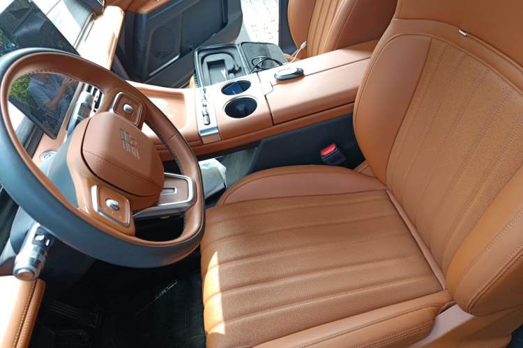 Used JETOUR Shanhai L7 Plus 2025 Model 121km Comfort 5-seater Left Front Seat