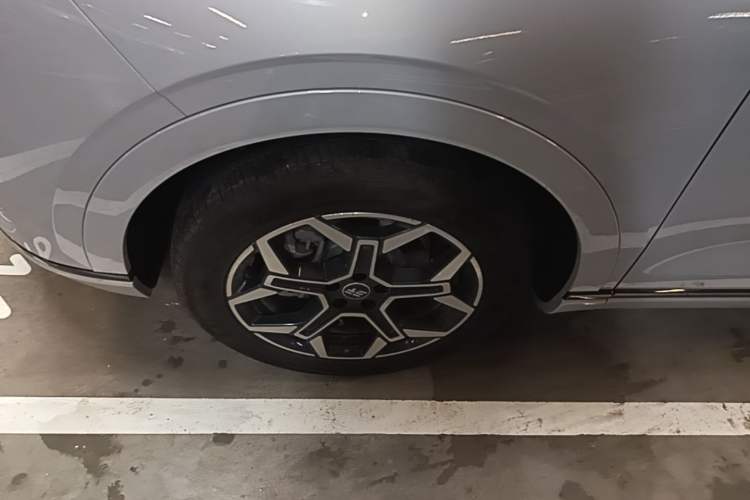 Used JETOUR Shanhai L7 Plus 2025 Model 121km Comfort 5-seater Left Front Wheel Hub