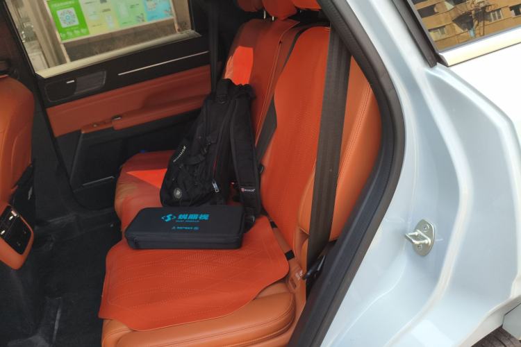Used JETOUR Shanhai L7 Plus 2025 Model 121km Luxury 7-seater Left Rear Seat