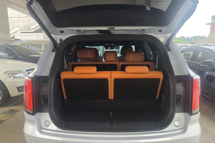 Used JETOUR Shanhai L7 Plus 2025 Model 220km Flagship 7-seater Trunk