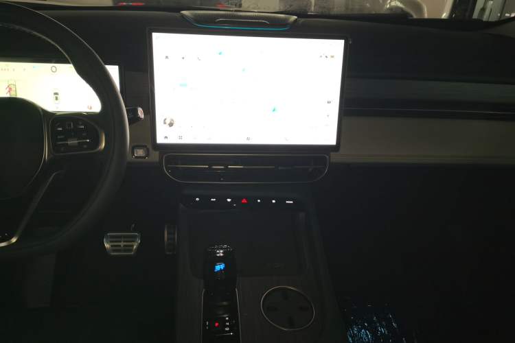 Used JETOUR Shanhai L9 2024 1.5TD 2DHT Max 5-Seater Audio And AC Panel