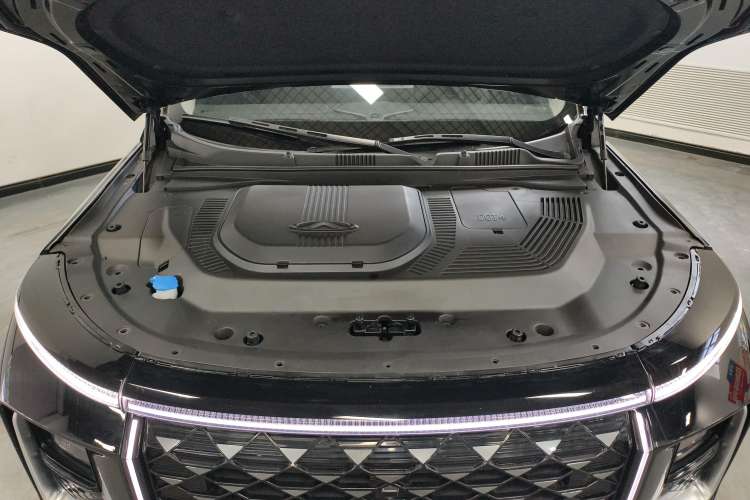 Used JETOUR Shanhai L9 2024 1.5TD 2DHT Pro 5-Seater Engine Bay