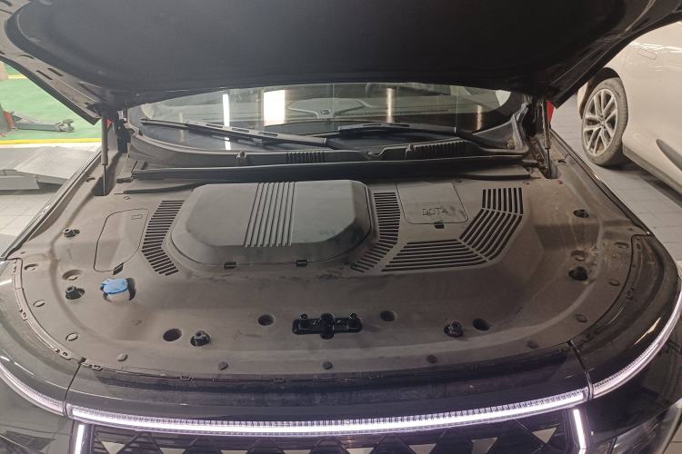 Used JETOUR Shanhai L9 2024 1.5TD 2DHT Pro 5-Seater Engine Bay