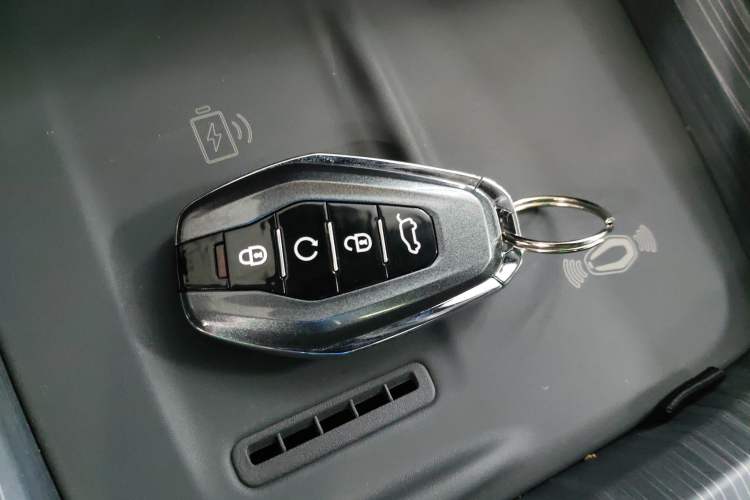 Used JETOUR Shanhai L9 2024 1.5TD 2DHT Pro 7-Seater Interior 1