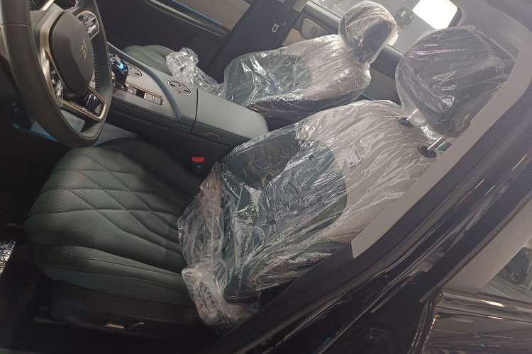 Used JETOUR Shanhai L9 2024 1.5TD 2DHT Pro 5-Seater Left Front Seat