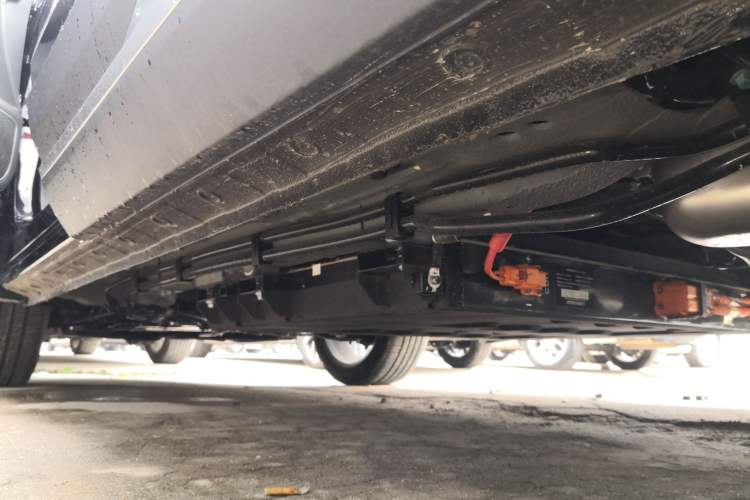 Used JETOUR Shanhai L9 2024 1.5TD 2DHT Pro 7-Seater Left Side Sill