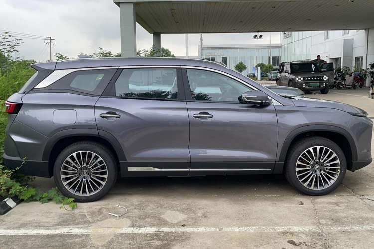Used JETOUR Shanhai L9 2024 1.5TD 2DHT Pro 7-Seater Exterior 2