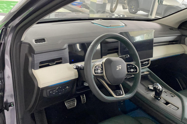 Used JETOUR Shanhai L9 2024 1.5TD 2DHT Pro 7-Seater Exterior 8