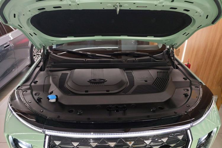 Used JETOUR Shanhai L9 2024 1.5TD 2DHT Pro 7-Seater Engine Bay