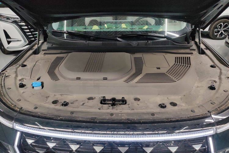 Used JETOUR Shanhai L9 2024 1.5TD 2DHT Pro 7-Seater Engine Bay