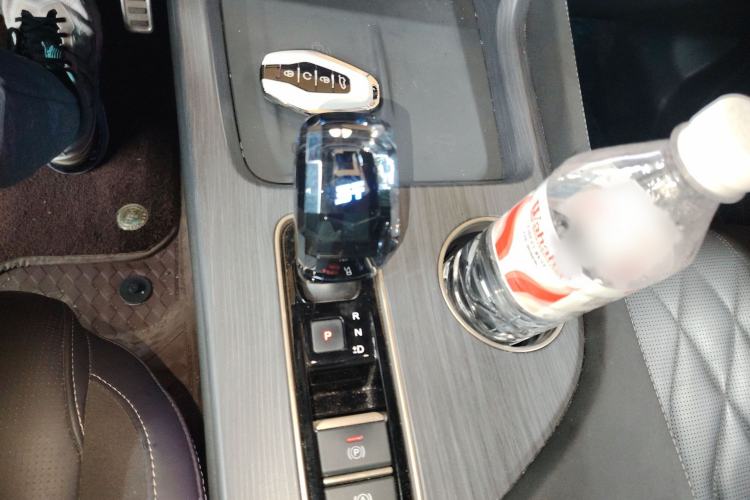 Used JETOUR Shanhai L9 2024 1.5TD 2DHT Max 7-Seater Gear Lever