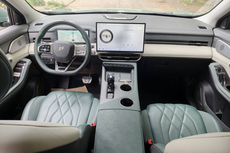 Used JETOUR Shanhai L9 2024 1.5TD 2DHT Max 7-Seater Interior 1