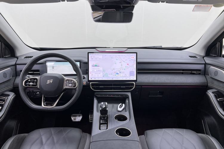 Used JETOUR Shanhai L9 2024 1.5TD 2DHT Max 7-Seater Interior 2