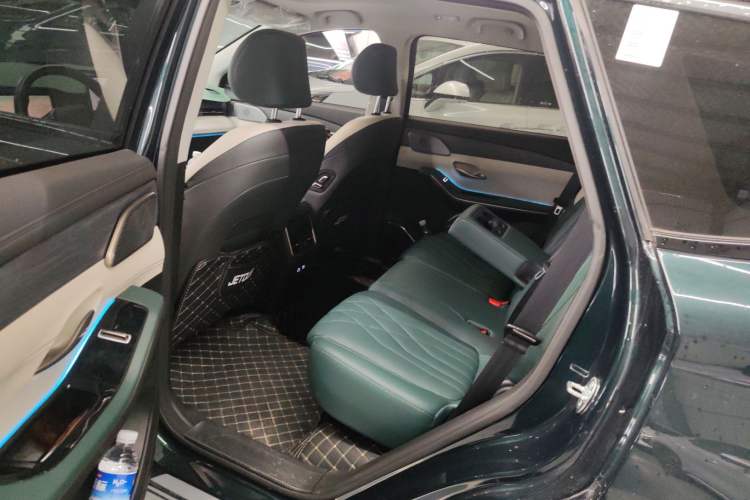 Used JETOUR Shanhai L9 2024 1.5TD 2DHT Pro 7-Seater Left Rear Seat