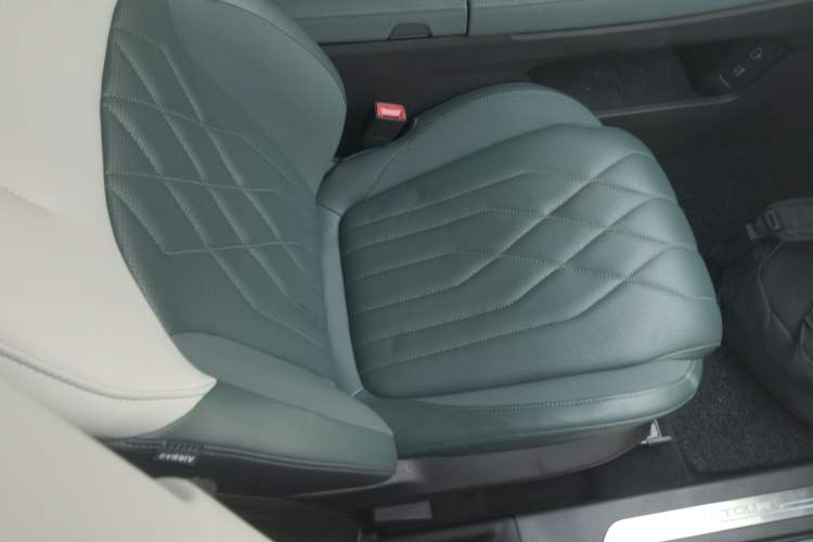 Used JETOUR Shanhai L9 2024 1.5TD 2DHT Max 7-Seater Right Front Seat