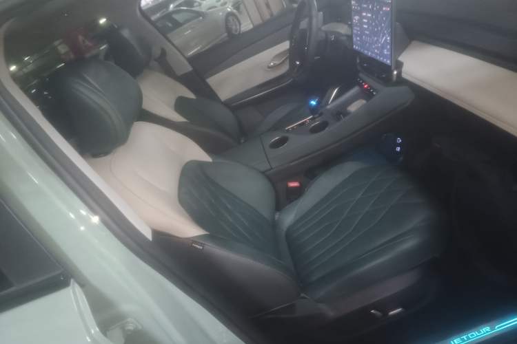 Used JETOUR Shanhai L9 2024 1.5TD 2DHT Max 7-Seater Right Front Seat