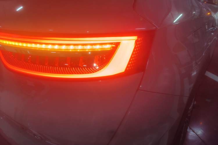 Used JETOUR Shanhai L9 2024 1.5TD 2DHT Max 7-Seater Right Rear Taillight
