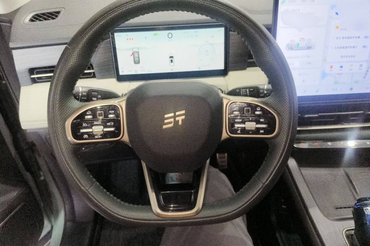 Used JETOUR Shanhai L9 2024 1.5TD 2DHT Max 7-Seater Steering Wheel