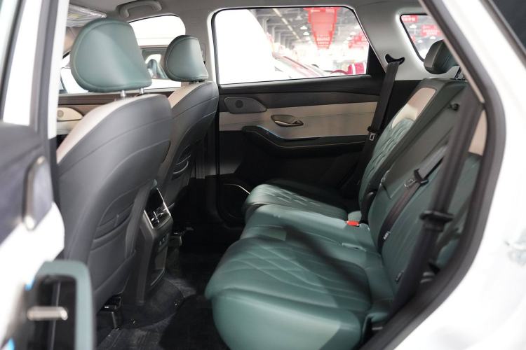Used JETOUR Shanhai L9 2024 1.5TD 2DHT Air 7-Seater Interior 6