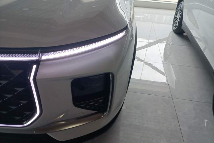 Used JETOUR Shanhai L9 2024 1.5TD 2DHT Pro 5-Seater Left Front Headlight