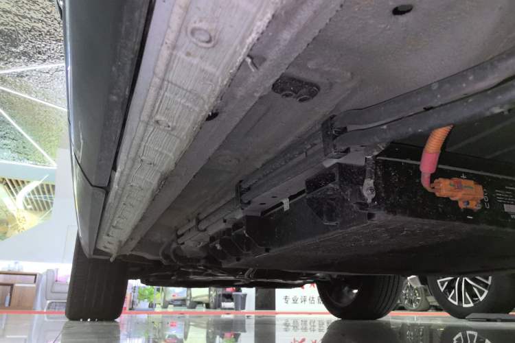Used JETOUR Shanhai L9 2024 1.5TD 2DHT Pro 5-Seater Left Side Sill