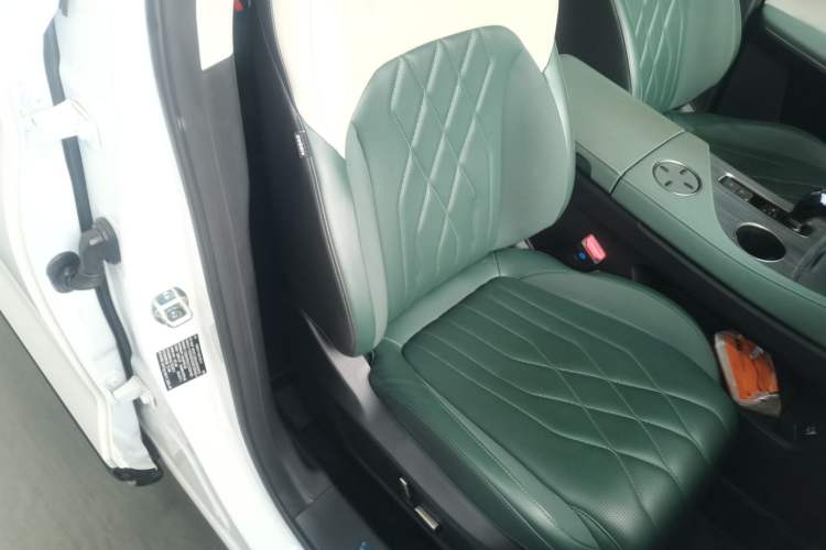 Used JETOUR Shanhai L9 2024 1.5TD 2DHT Pro 7-Seater Right Front Seat