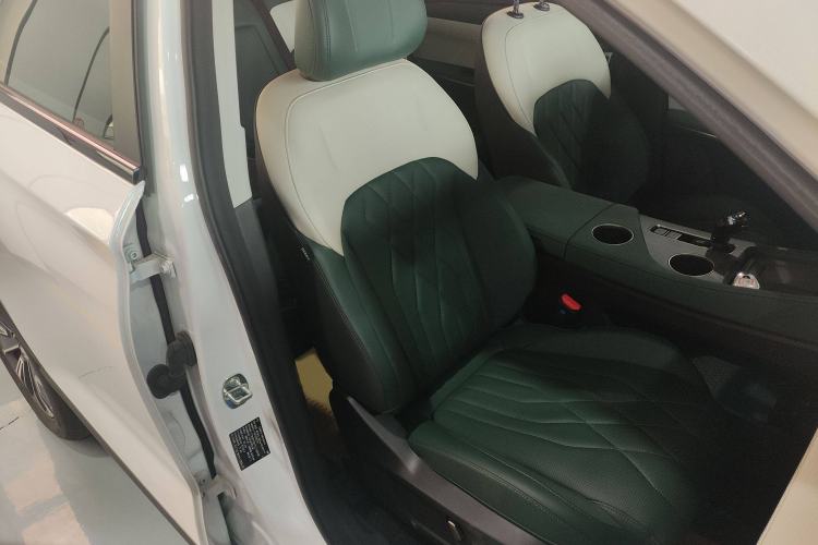 Used JETOUR Shanhai L9 2024 1.5TD 2DHT Air 7-Seater Right Front Seat