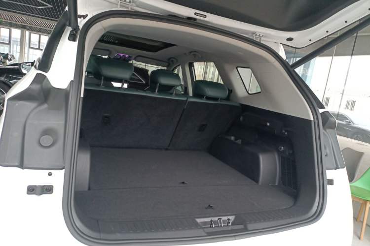 Used JETOUR Shanhai L9 2024 1.5TD 2DHT Pro 5-Seater Trunk