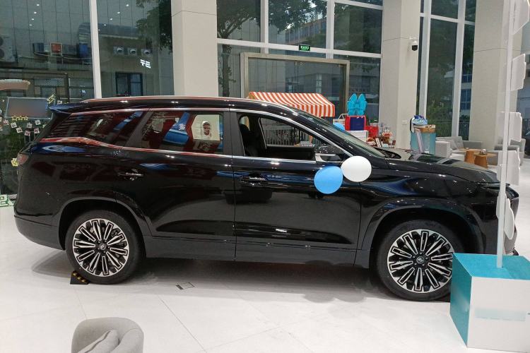 Used JETOUR Shanhai L9 2025 1.5TD 2DHT Luxury Edition 6-Seater Exterior 2