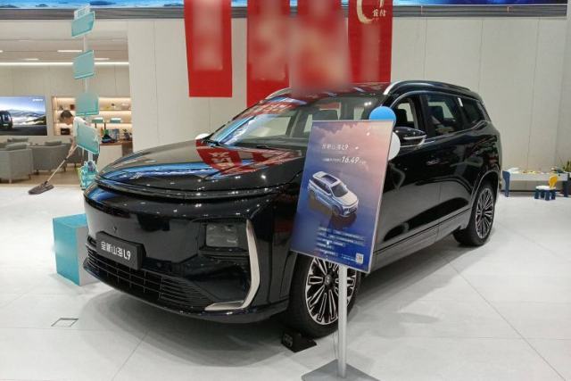 Used JETOUR Shanhai L9 2025 1.5TD 2DHT Luxury Edition 6-Seater