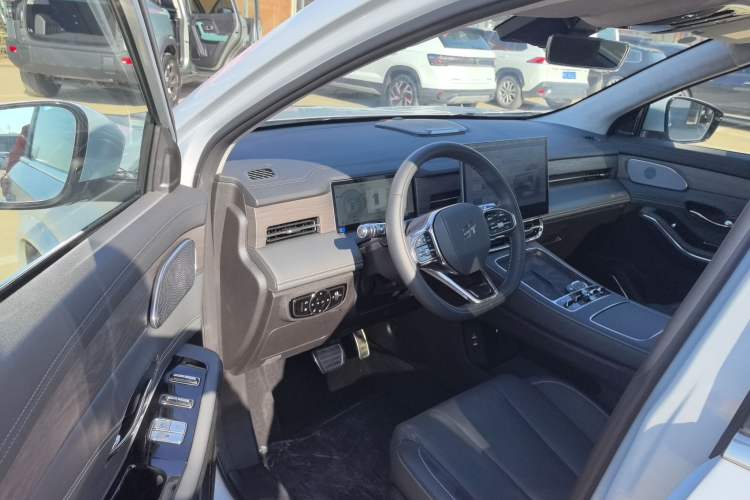 Used JETOUR Shanhai L9 2025 1.5TD 2DHT Flagship Edition 6 Seats Driver Seat