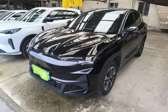 Używany JETOUR Shanhai L6 2024 1.5TD DHT MAX