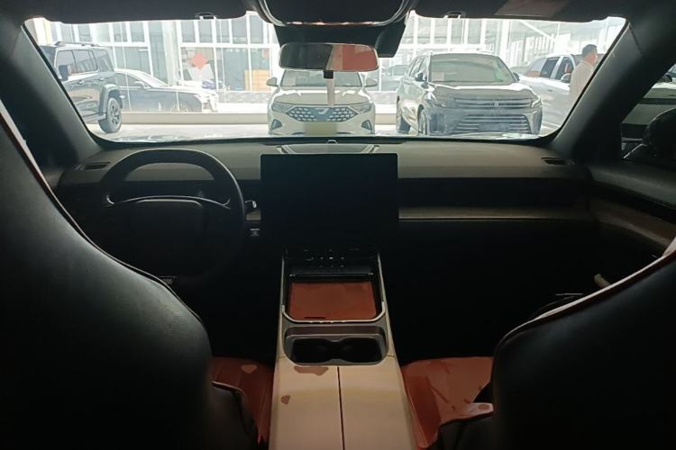 Used JETOUR Shanhai L6 2024 1.5TD DHT MAX Center Console