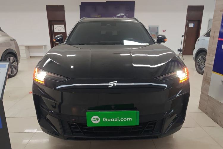 Used JETOUR Shanhai L6 2024 1.5TD DHT ULTRA Front