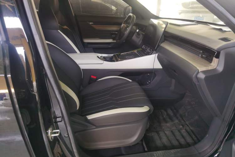 Used JETOUR Shanhai L6 2024 1.5TD DHT MAX Right Front Seat