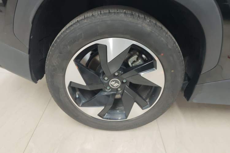 Used JETOUR Shanhai L6 2024 1.5TD DHT ULTRA Right Rear Wheel Hub