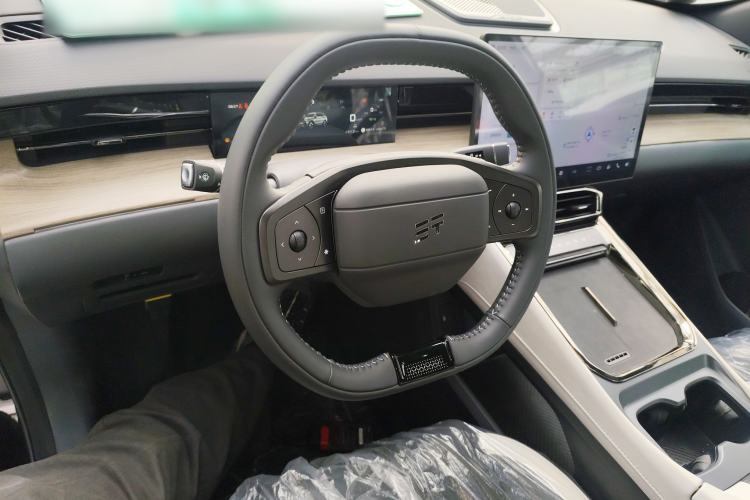 Used JETOUR Shanhai L6 2024 1.5TD DHT MAX Steering Wheel
