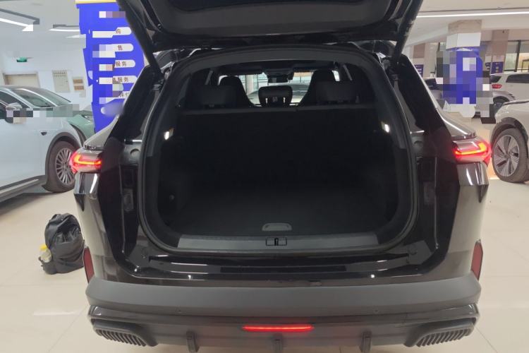 Used JETOUR Shanhai L6 2024 1.5TD DHT ULTRA Trunk