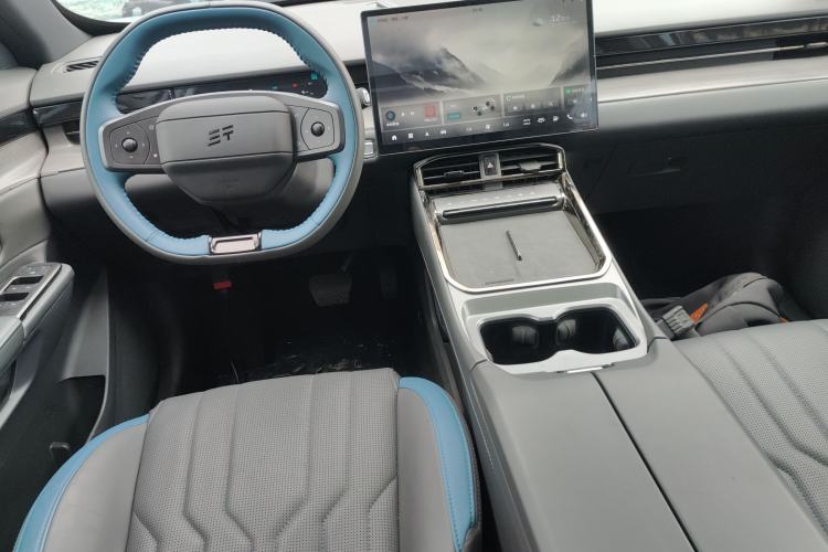 Used JETOUR Shanhai L6 2024 1.5TD DHT MAX Center Console