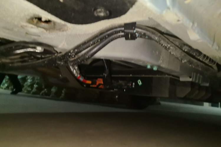 Used JETOUR Shanhai L6 2024 1.5TD DHT MAX Chassis Front Left