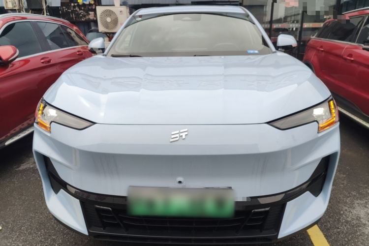 Used JETOUR Shanhai L6 2024 1.5TD DHT MAX Front
