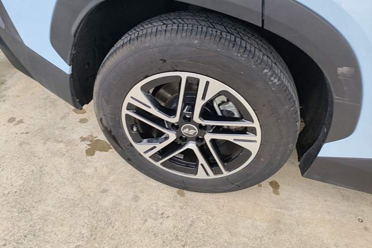 Used JETOUR Shanhai L6 2024 1.5TD DHT MAX Right Rear Wheel Hub