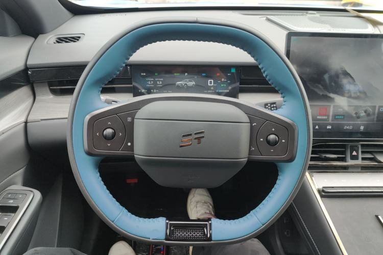Used JETOUR Shanhai L6 2024 1.5TD DHT MAX Steering Wheel
