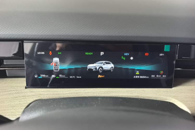 Used JETOUR Shanhai L6 2024 1.5TD DHT ULTRA Odometer Close Up