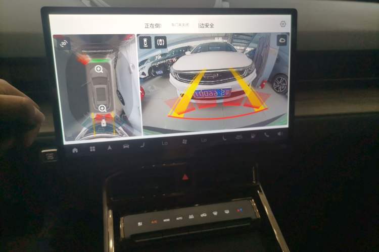 Used JETOUR Shanhai L6 2024 1.5TD DHT ULTRA Audio And AC Panel