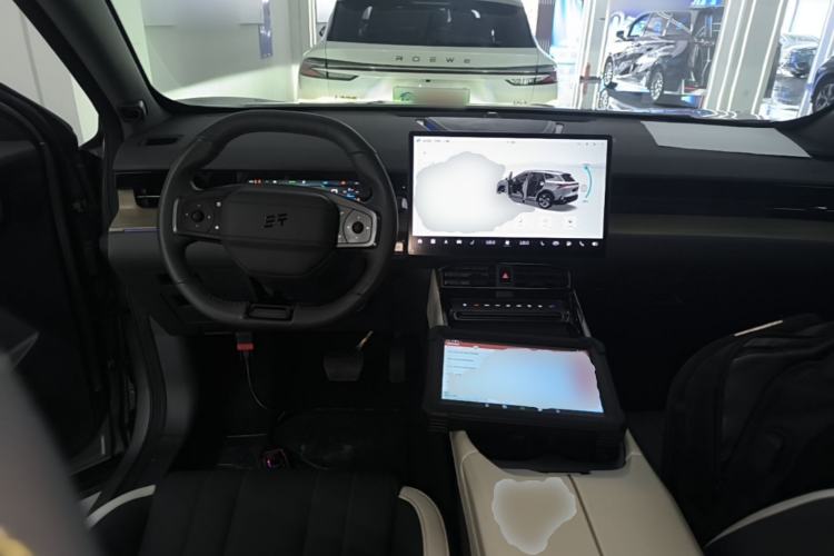 Used JETOUR Shanhai L6 2024 1.5TD DHT ULTRA Center Console
