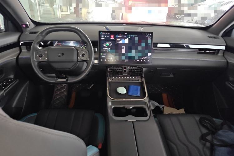 Used JETOUR Shanhai L6 2024 1.5TD DHT ULTRA Center Console
