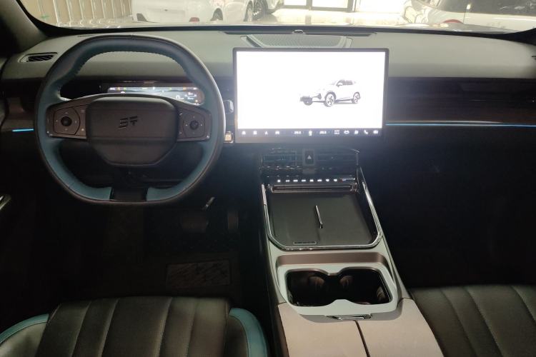 Used JETOUR Shanhai L6 2024 1.5TD DHT MAX Center Console