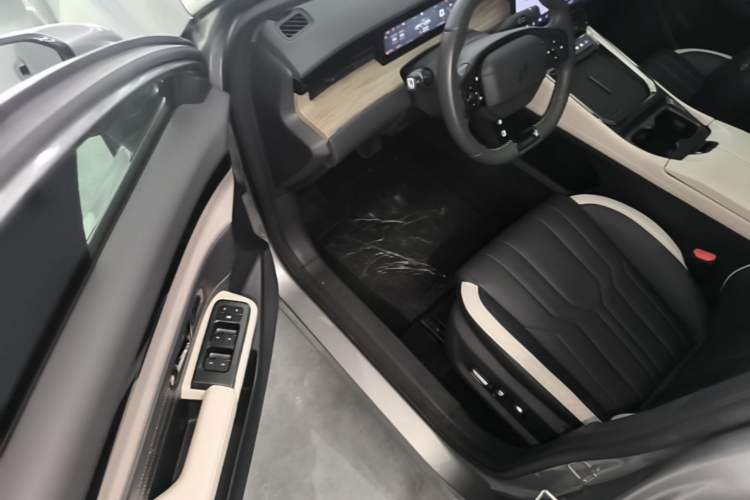Used JETOUR Shanhai L6 2024 1.5TD DHT ULTRA Driver Seat